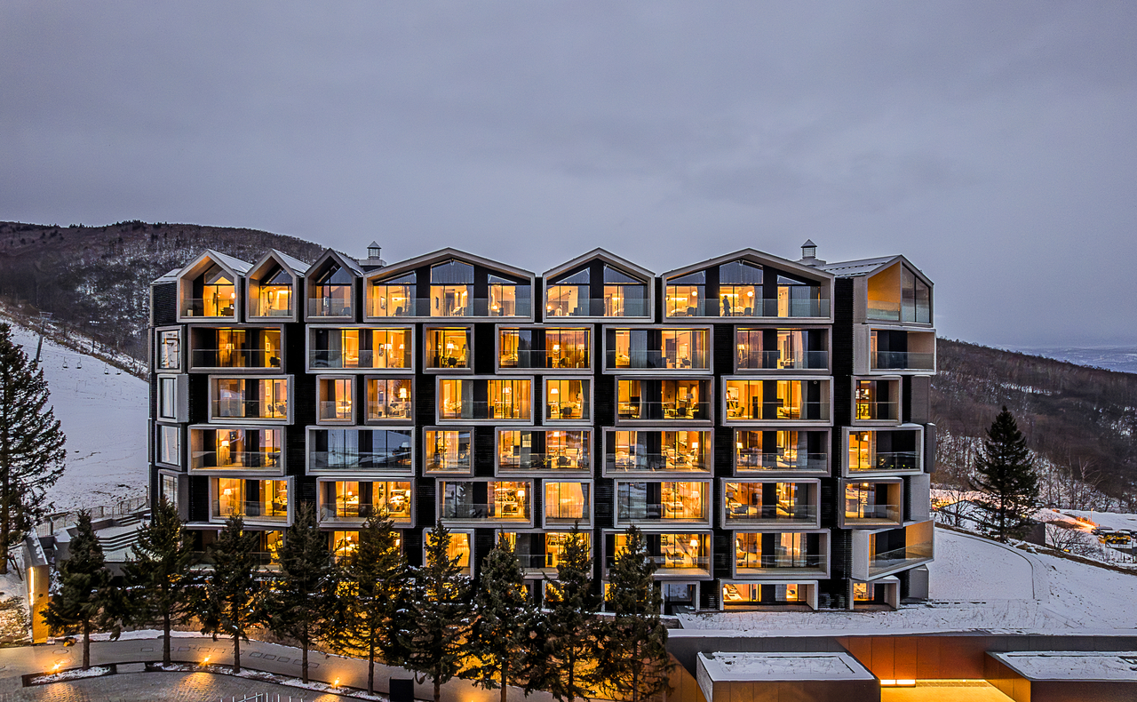 What skiing season looks like for ultrarich