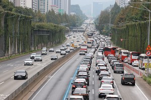 Traffic heavy on highways nationwide day after Chuseok