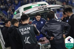 Natl. team midfielder Lee Dong-gyeong ruled out for Nov. friendlies with rib fracture