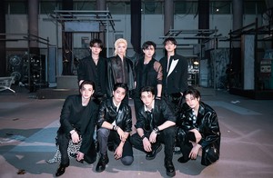 Stray Kids become first to top Billboard 200 for 8th consecutive time